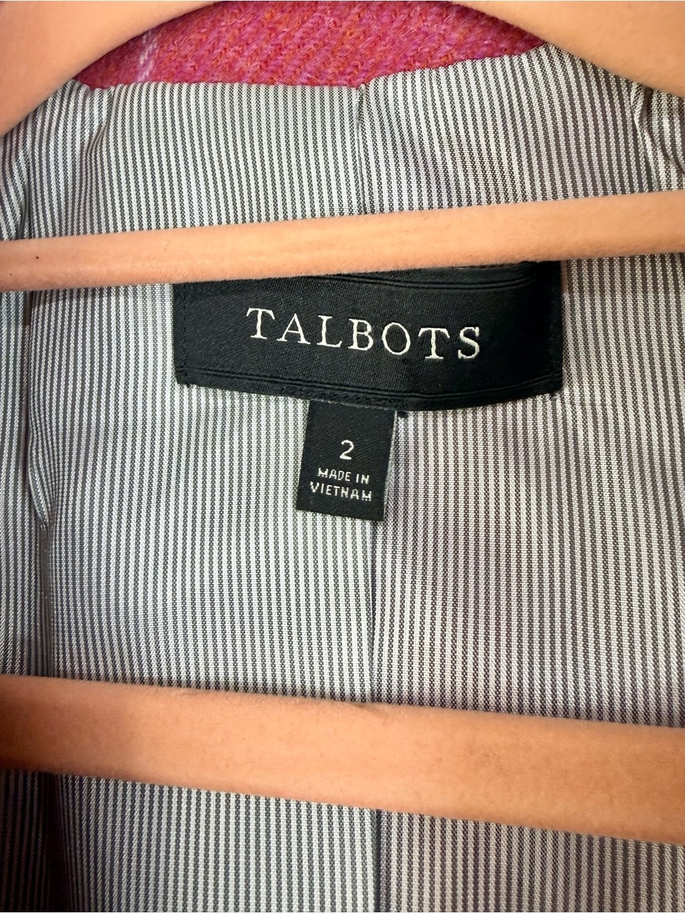 Talbots Pink Windowpane Wool-Blend Blazer size 2 Wooden Buttons - Picture 2 of 5